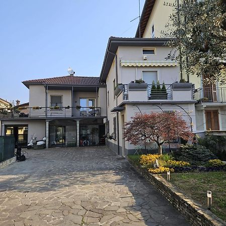 Da Romy Holiday House Mozzo Εξωτερικό φωτογραφία