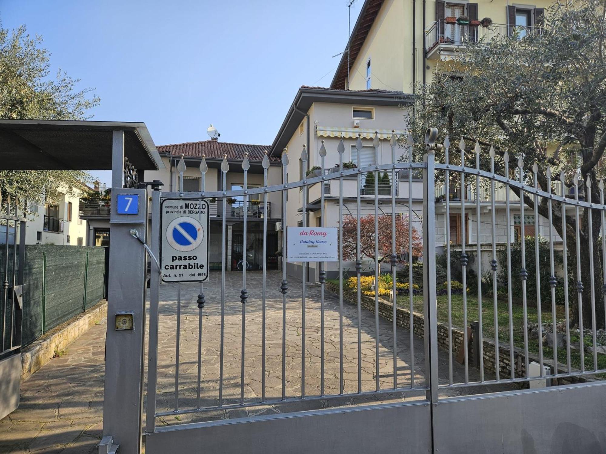 Da Romy Holiday House Mozzo Εξωτερικό φωτογραφία