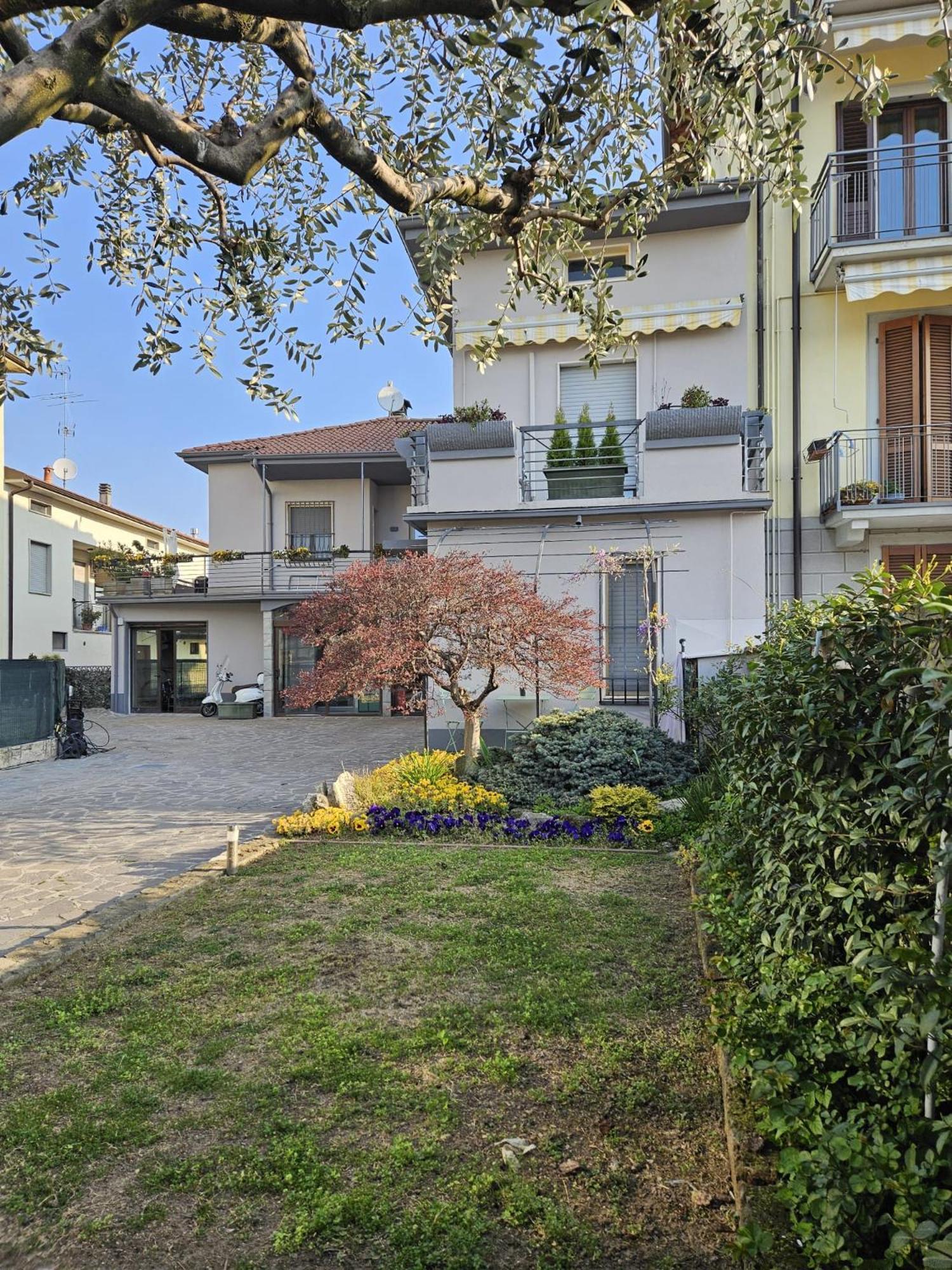 Da Romy Holiday House Mozzo Εξωτερικό φωτογραφία